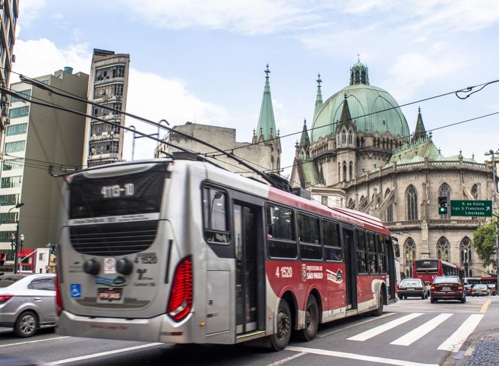 Audiência sobre contratos de ônibus em São Paulo tem apenas um ...