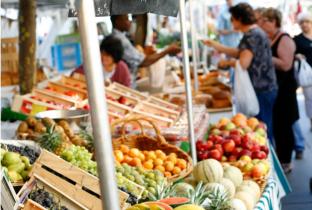 5 bons motivos para trocar supermercados por feiras