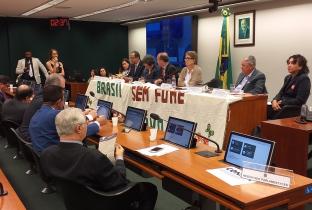 Maioria dos parlamentares apoiou o veto para a recriação do Consea. Foto: Rafael Rioja/Idec